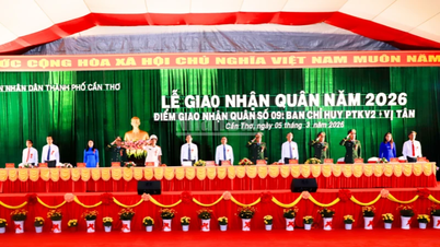 Politburo member Tran Duc Thang attended the 2026 military enlistment ceremony in Can Tho city.