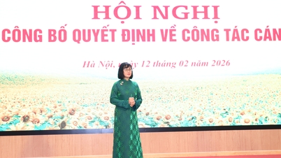 Daripada saintis kepada pemimpin universiti: Profesor Huynh Thi Lan Huong memberi inspirasi kepada wanita sempena Hari Wanita Antarabangsa.