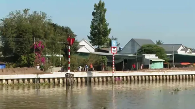 O trecho do canal Cái Sắn afetado pelo deslizamento de terra foi reparado.