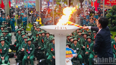 Los jóvenes de Hue se preparan con entusiasmo para unirse al ejército en 2026.