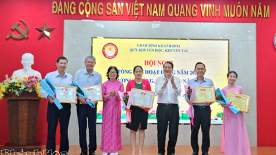 Em 2025, o Fundo de Bolsas de Estudo e Promoção de Talentos Khanh Hoa concederá quase 3 bilhões de VND para apoiar estudantes.