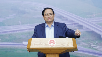 นายกรัฐมนตรี: เร่งดำเนินการก่อสร้างทางรถไฟเชื่อมระหว่างเบ็นถั่น สุ่ยเทียน ตันเซินญัต และลองถั่น