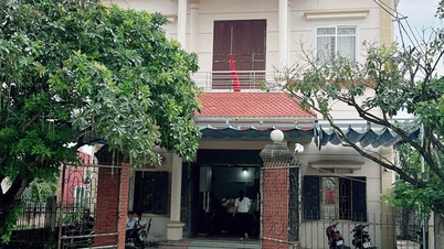 Vinh Xa People's Credit Fund نے اپنے لائسنس میں تبدیلیوں کا اعلان کیا۔