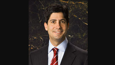 El presidente de Estados Unidos nomina oficialmente a un candidato para presidente de la Reserva Federal.