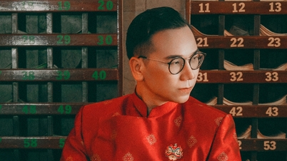 Chau Doc fish sauce market and Chau Phong Cham village seen through the lens of the ao dai (traditional Vietnamese dress).