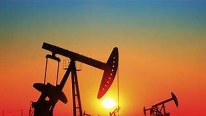 米イラン間の緊張により供給が混乱し、ブレント原油価格は１バレル８３ドルを超えた。