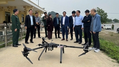 Testar en festivalhanteringslösning med UAV-teknik vid Huong-pagoden.