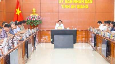 Prime Minister Pham Minh Chinh: Accelerate the implementation of key projects while ensuring quality.
