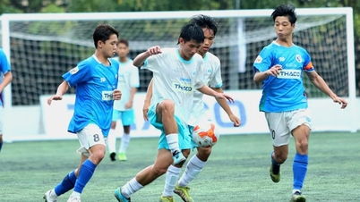 ベトナム青少年・学生サッカートーナメントの決勝戦が始まります。
