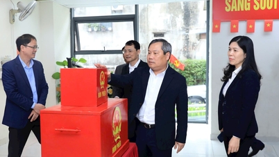 Président de Hanoi : Chaque voix des électeurs doit être entendue et prise en compte de manière appropriée.