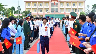 Bộ Tư lệnh Vùng Cảnh sát biển 4 tiếp nhận công dân nhập ngũ năm 2026