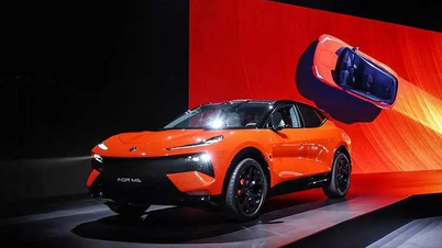 Lotus For Me PHEV 2026 - ایک سپر ہائبرڈ SUV جلد ہی ویتنام میں آرہی ہے۔