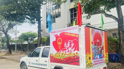 Diversificați formele de propagandă, până la „Festivalul Național”.
