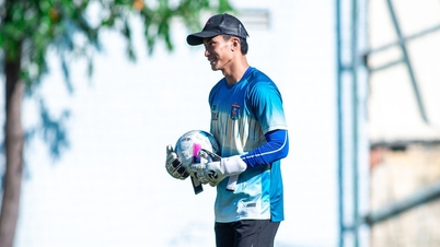 De voormalige doelman van het WK onder 20 wordt voor het eerst coach bij een studententoernooi.