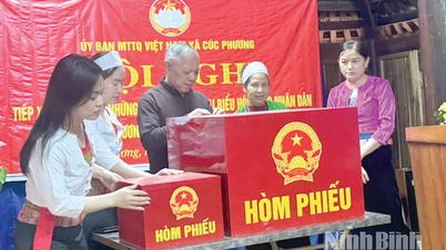 ឃុំ​ភ្នំ​កុកភឿង​បាន​ត្រៀម​ខ្លួន​រួចរាល់​សម្រាប់​ពិធីបុណ្យ​ជាតិ។