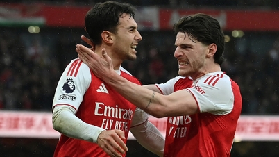 A bola agora está com o Arsenal.