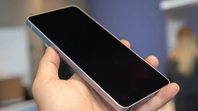 Samsung Galaxy S26 Ultra نے پرائیویسی اسکرین کو اینٹی پیپنگ فیچر کے ساتھ ظاہر کیا ہے۔