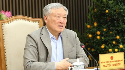 พัฒนาระบบเทคโนโลยีสารสนเทศเพื่อสนับสนุนการดำเนินงานของศูนย์การเงินระหว่างประเทศในเวียดนาม