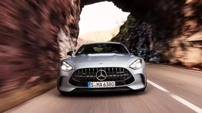 La Mercedes-AMG GT 63 a été lancée sur le marché vietnamien, au prix de près de 11 milliards de VND.