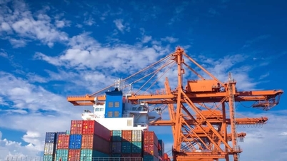 Importen och exporten under årets två första månader uppgick till över 155 miljarder USD.