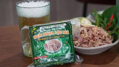 Nem Ngua (Hästköttbullar) - En unik specialitet som beundrar varje middagsgäst.