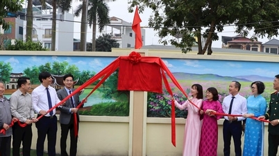 ফু ডং কমিউনের মহিলারা ৮ই মার্চ আন্তর্জাতিক নারী দিবস উদযাপন করেছেন উৎসাহের সাথে।
