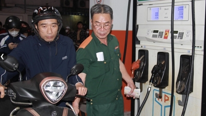 ราคาน้ำมันพุ่งสูงขึ้นทั่วประเทศ แตะระดับสูงสุดที่ 8,490 ดง/ลิตร