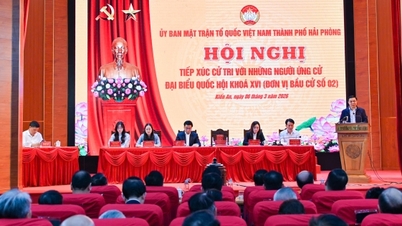 ผู้มีสิทธิเลือกตั้งชื่นชมแผนงานของรัฐมนตรีรักษาการ เลอ มานห์ ฮุง ในฐานะผู้สมัครรับเลือกตั้งเป็นสมาชิกสภาแห่งชาติชุดที่ 16 เป็นอย่างมาก