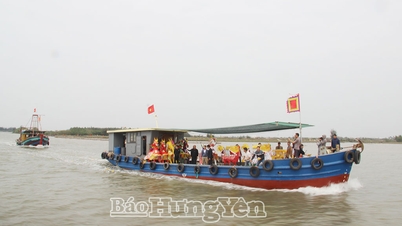 ឃុំណាំកឿងរៀបចំពិធីបុណ្យនេសាទ។