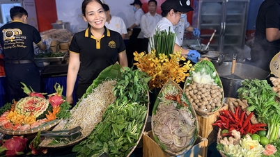 Hotelköche in Ho-Chi-Minh-Stadt kochten kostenlos 12.000 Schüsseln Pho für die Arbeiter in Bau Bang.