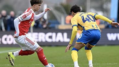 Az Arsenal szoros mérkőzésen legyőzte a Mansfield Townt, így bejutott az FA-kupa negyeddöntőjébe.