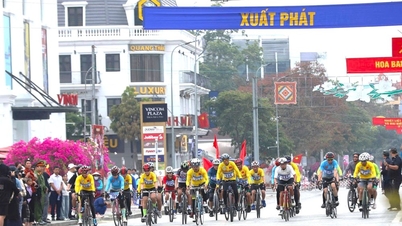 Hơn 700 VĐV tham gia đua xe đạp, chạy việt dã “Về miền hoa ban - Điện Biên Phủ”
