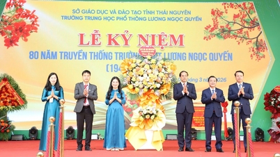 Luong Ngoc Quyen High School firar 80 år av etablering och utveckling.