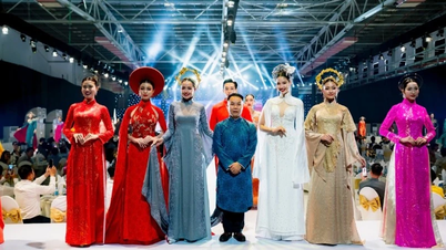 Celebrating the beauty of Vietnamese women through the traditional Ao Dai dress.