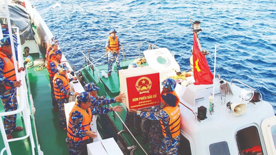Những lá phiếu sớm giữa trùng khơi Trường Sa