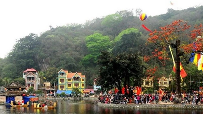 अद्वितीय थाय पगोडा महोत्सव