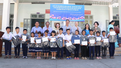 มอบทุนการศึกษาและสนับสนุนการดำรงชีพจำนวน 125 ทุน ให้แก่นักเรียนและสตรีผู้ด้อยโอกาส