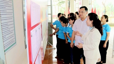 Thanh Hoa: Los miembros de la asociación de mujeres dan la bienvenida con entusiasmo al "Día del Festival Nacional".