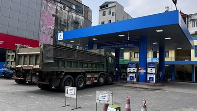 Hanoi ist entschlossen, hart gegen Tankstellen vorzugehen, die Treibstoff horten oder den Verkauf ohne Grund einstellen.