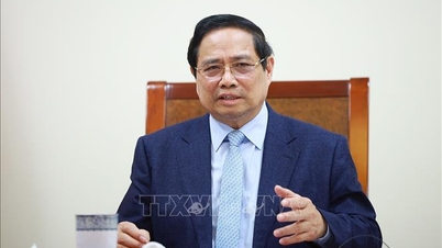 Premierminister Pham Minh Chinh führte ein Telefongespräch mit dem Premierminister von Katar.