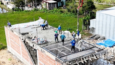 資材価格の高騰により建設業界は苦戦している。