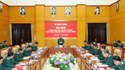 L'état-major général renforce ses capacités en matière de recherche, de prévision et de planification stratégique.