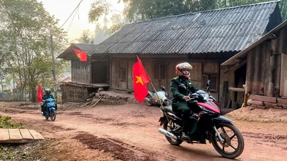 Membawa "pembesar suara pengawal sempadan" ke kampung untuk menyebarkan maklumat pilihan raya.