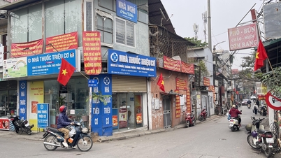 Hanoï : Le quartier de Hong Ha publie le règlement relatif à la loterie de réinstallation destinée aux bénéficiaires du projet de pont de Tu Lien.