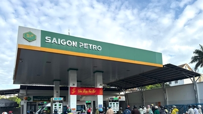 Mise à jour des prix du carburant aujourd'hui, 11 mars 2026 : À partir de 0h00, le prix de l'essence RON95 a augmenté de plus de 2000 VND, grâce au Fonds de stabilisation des prix du carburant.