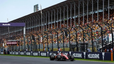 លោក Lewis Hamilton ជឿជាក់ថា Ferrari អាចប្រកួតប្រជែងជាមួយ Mercedes សម្រាប់ជើងឯក F1។