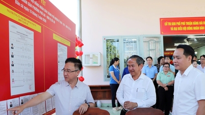 Ho Chi Minh Şehri: Phu An mahallesinde seçim hazırlıkları kontrol ediliyor.