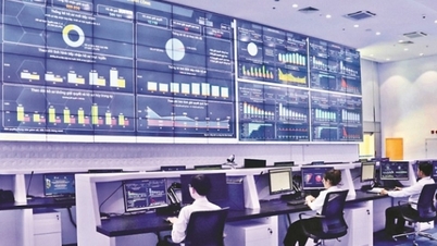 Digital transformation inom industri- och handelssektorn: En grund för modern styrning.