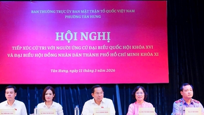 Ulusal Meclis Genel Sekreteri ve Ulusal Meclis Ofisi Başkanı Le Quang Manh, Ho Chi Minh şehrinin Tan Hung bölgesinde seçmenlerle bir toplantıya katıldı.