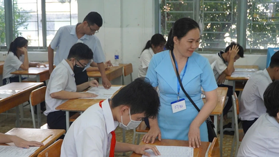 Com o aumento acentuado no número de alunos que prestam o exame de admissão para o 10º ano, a corrida por vagas nas escolas públicas da cidade de Ho Chi Minh está se acirrando.